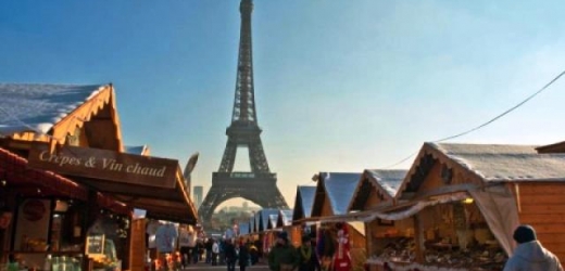 mercatino di Parigi sugli Champs Elysées